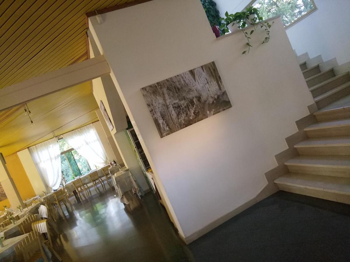 奥拓斯特罗酒店 卡斯特拉纳格罗泰 外观 照片